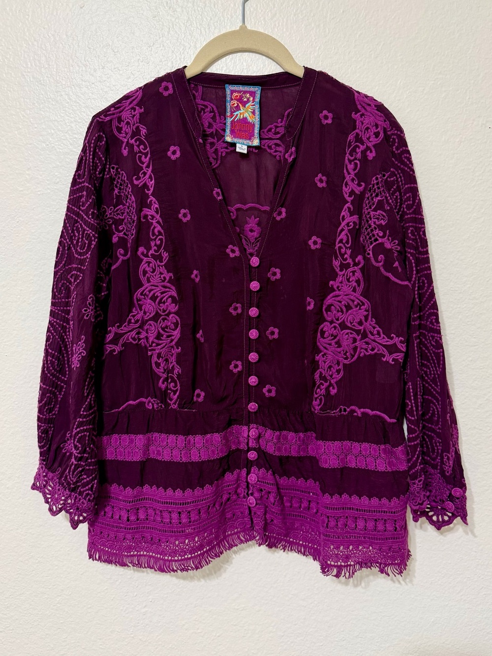 Johnny Was Blouse Top Women’s Small Purple Embroidered Boho Crochet Lace Shirt